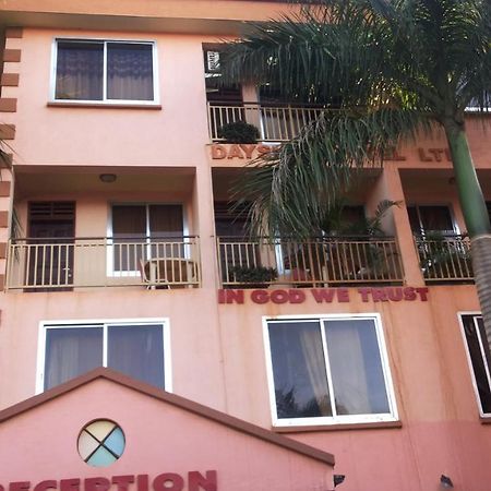 Daysinn Hotel リラ  エクステリア 写真